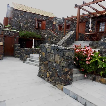 Almendreros Hotel
