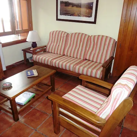 Hotel Almendreros Mocanal